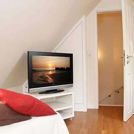 Ferienwohnung Albatros, Familie Creutz Apartmán *